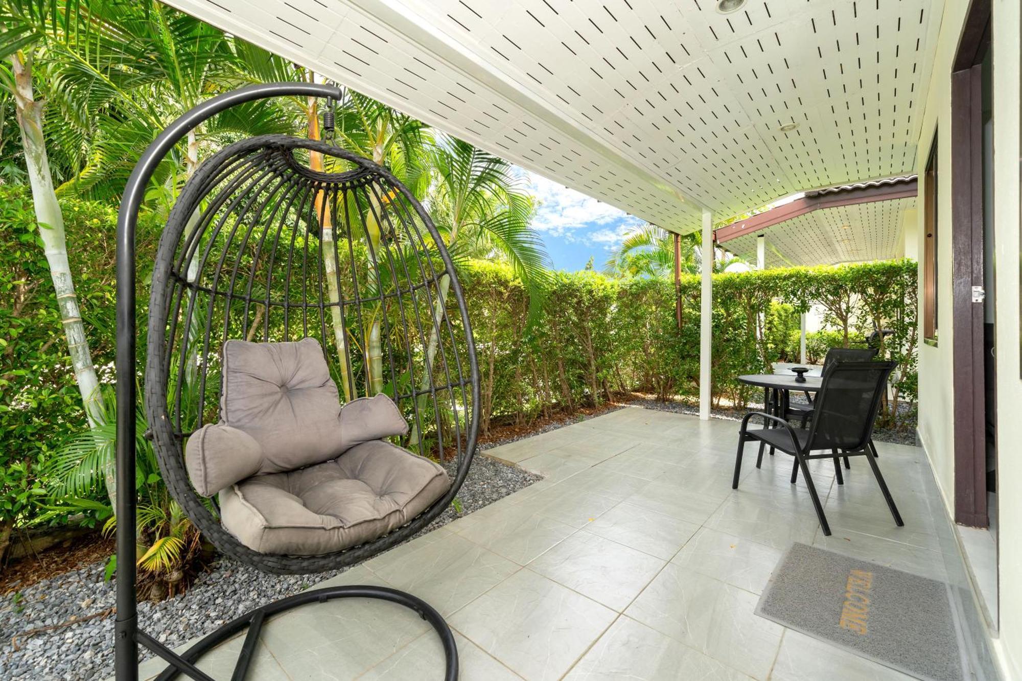 Oxavia Garden Oasis In Nai Harn - Your Private Tropical Garden With 3 Cabins And Jacuzzi Rawai Zewnętrze zdjęcie