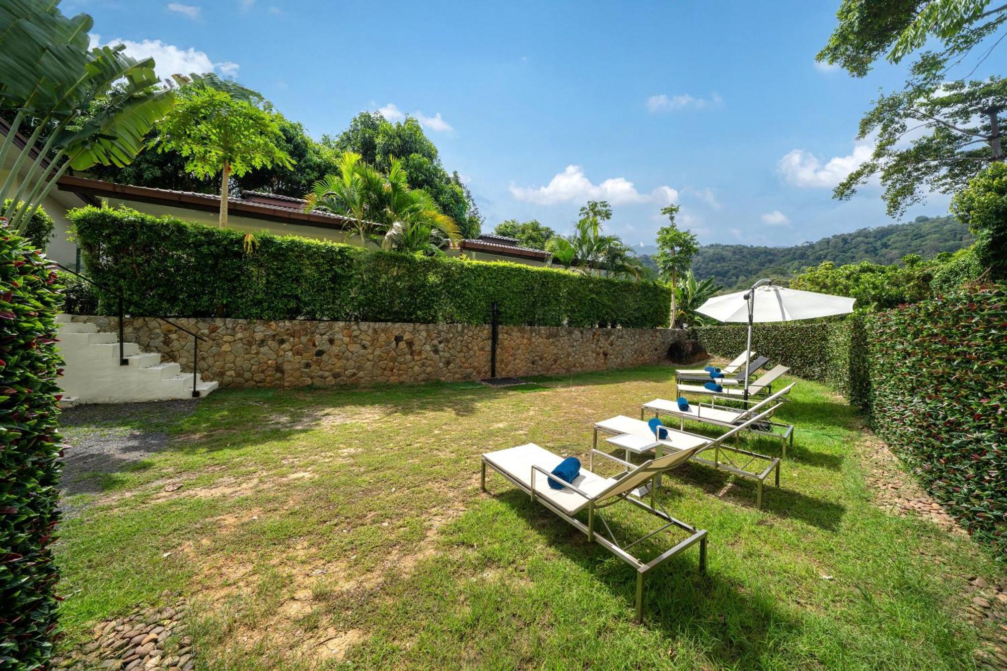 Oxavia Garden Oasis In Nai Harn - Your Private Tropical Garden With 3 Cabins And Jacuzzi Rawai Zewnętrze zdjęcie